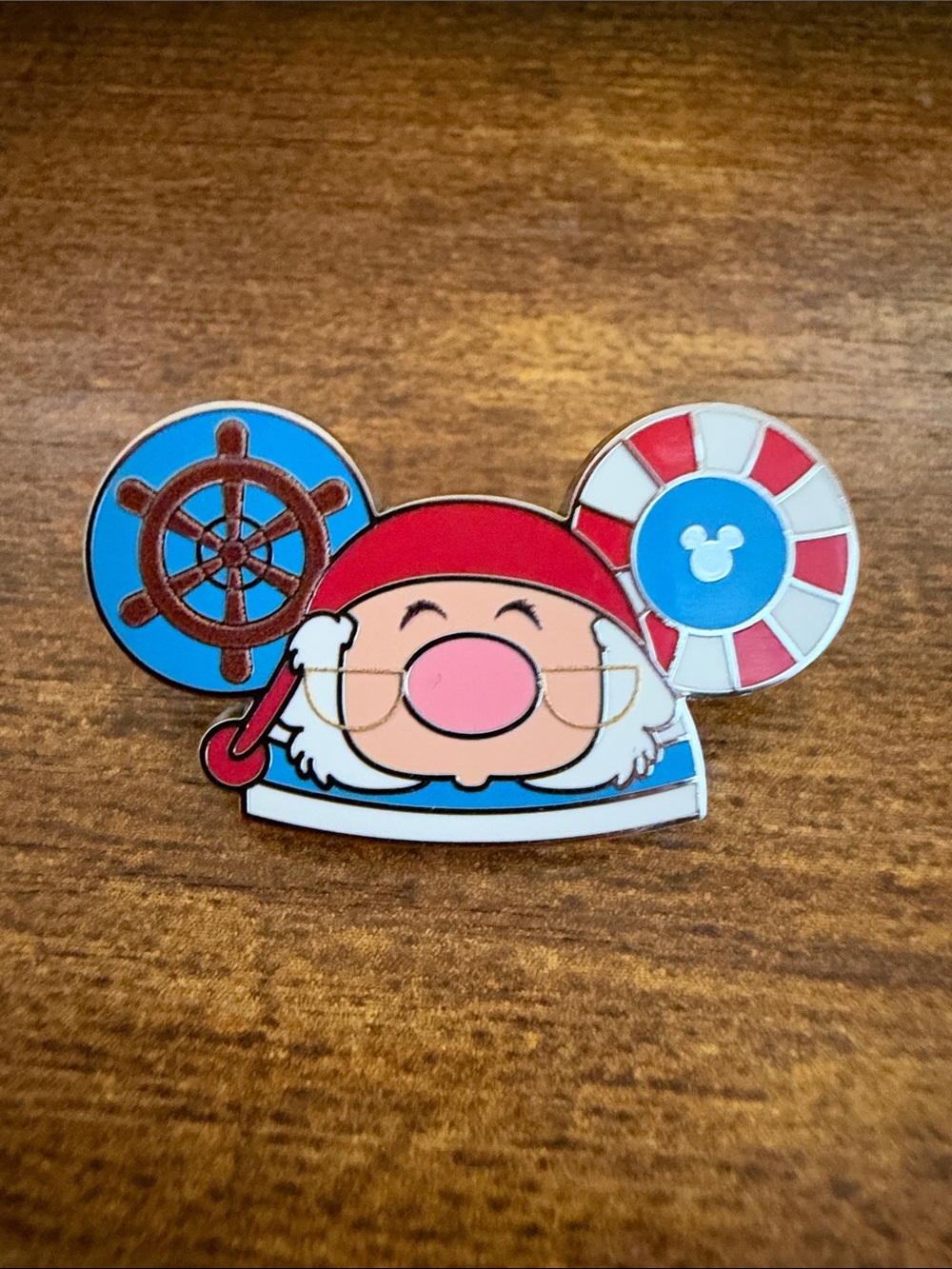 Walt Disney World hidden Mickey pins 2025 Wave B : Mr.Smee Pin